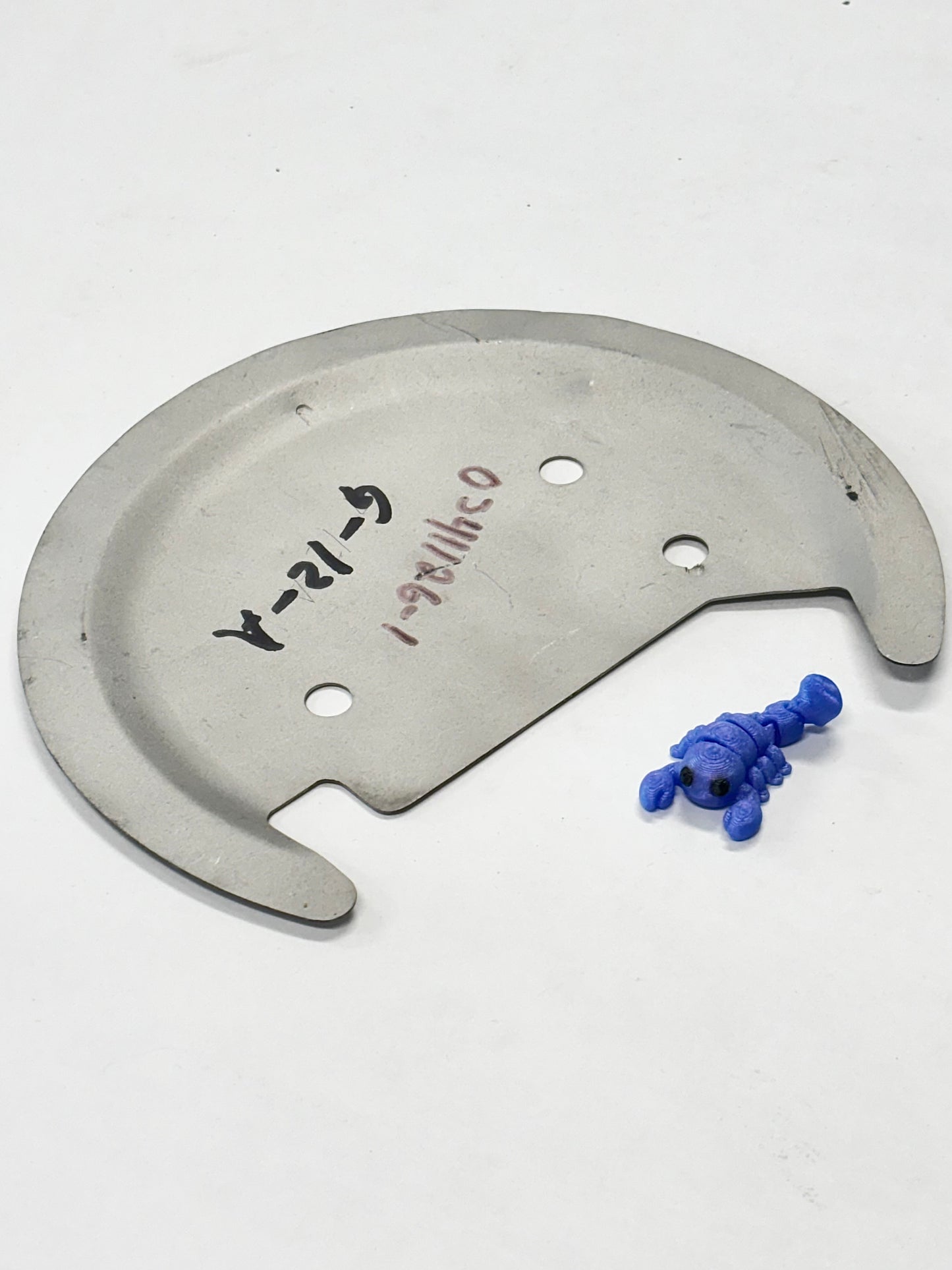 0341126-1 PLATE BRAKE DISC. COVER R/H (USED)
