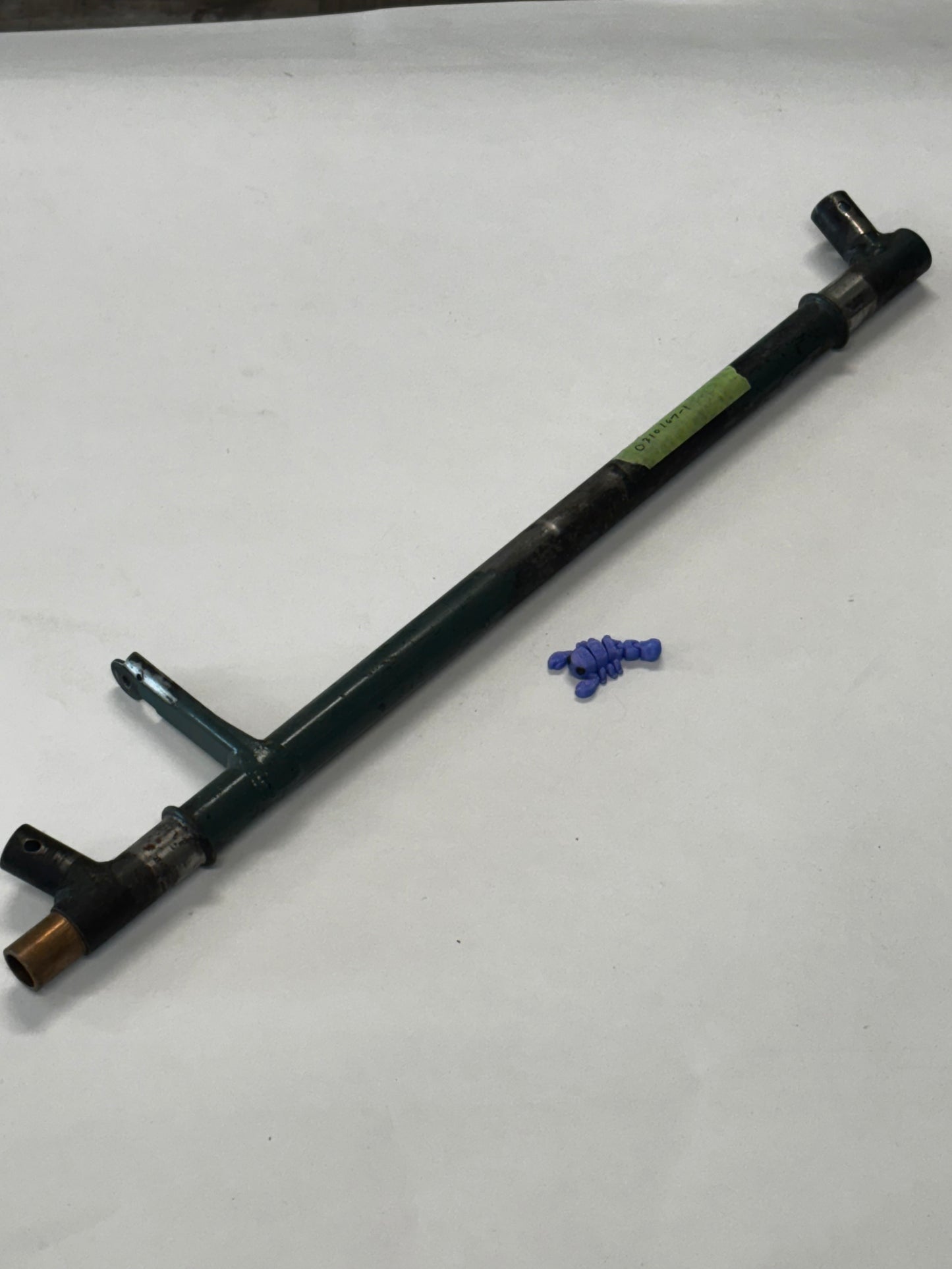 0310167-1 Rudder Bar, Right (Used)