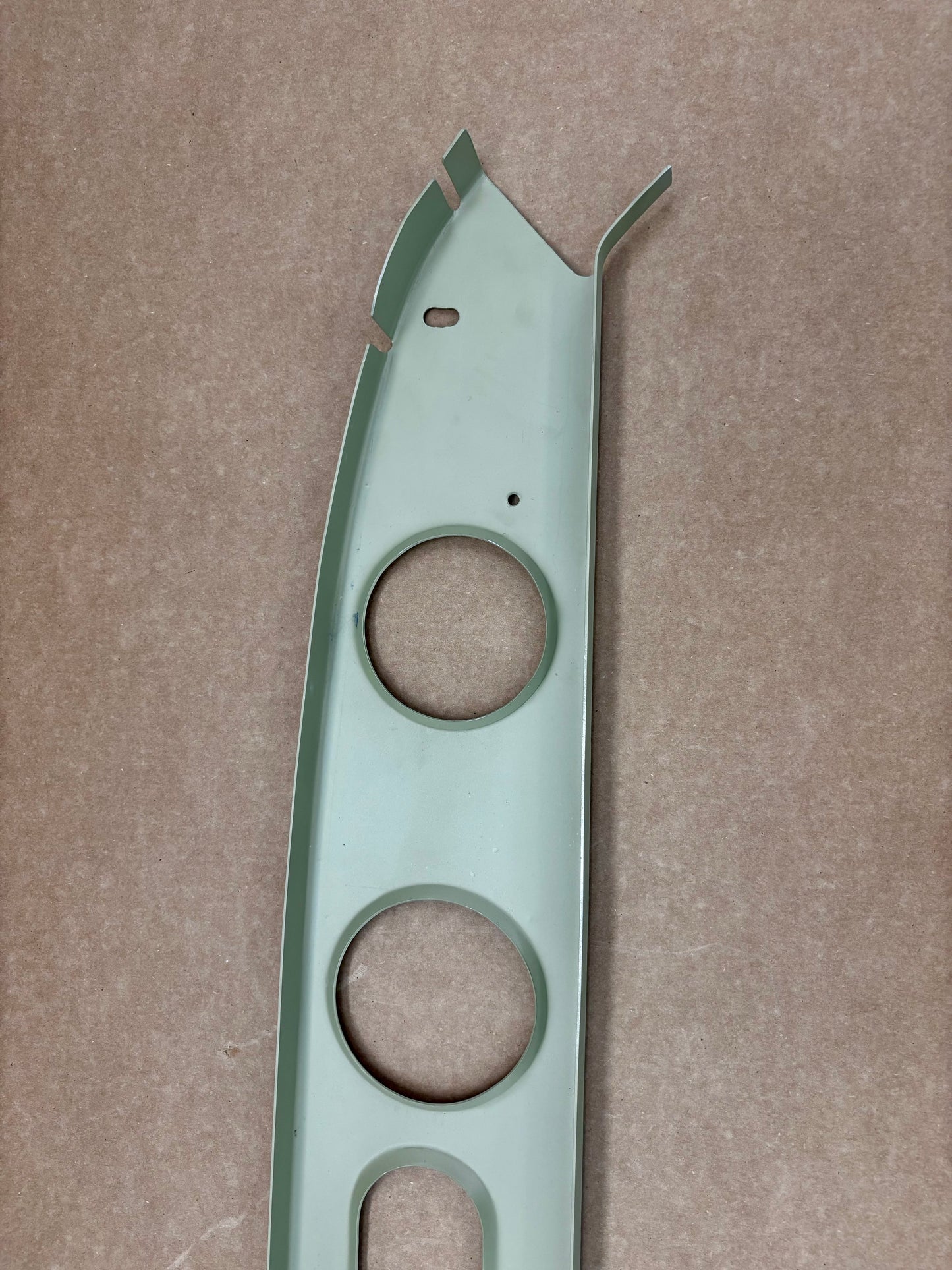 0311163-7 Bulkhead Lower